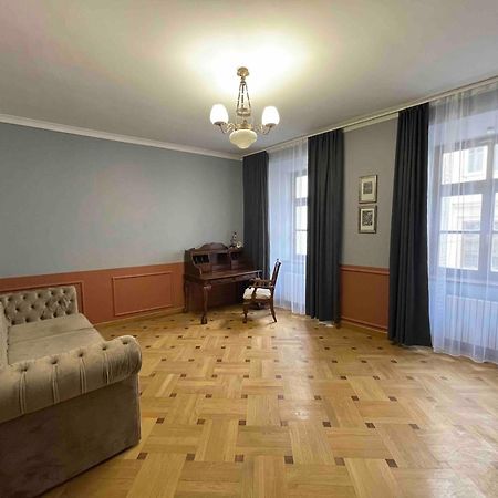 Апартаменты Tut Staroevreyska With Terrace Львов Экстерьер фото